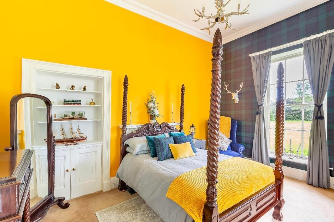 Private Room & Bathroom In Manor House Maybole Ngoại thất bức ảnh